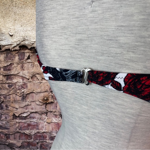 Too Fast Guns and Roses Tattoo Bikini Swimwear Swim - Picture 10 of 12